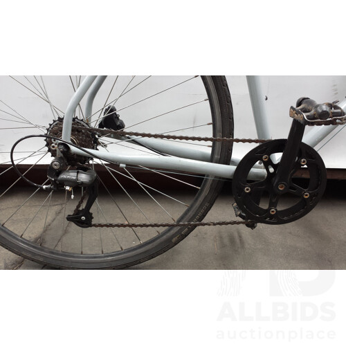 Malvern Star Oppy S2 6 Speed Road Bike