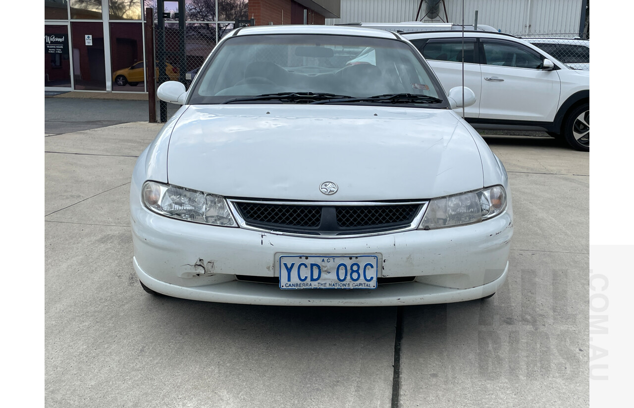 6/2002 Holden Berlina  VXII 4d Sedan White 3.8L