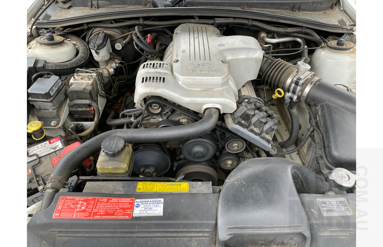 6/2002 Holden Berlina  VXII 4d Sedan White 3.8L