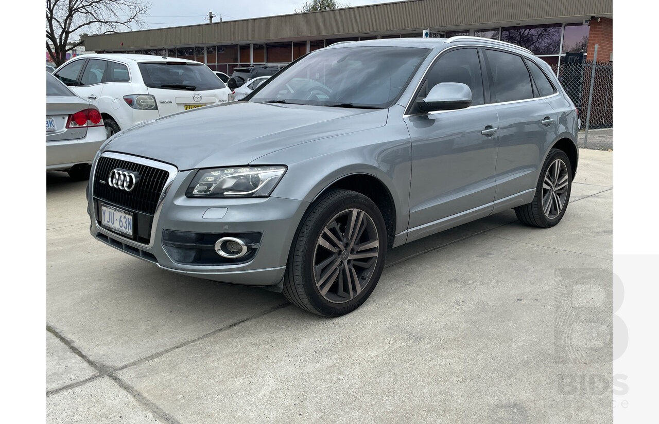 1/2010 Audi Q5 3.0 TDI Quattro 8R MY10 4d Wagon Grey 3.0L