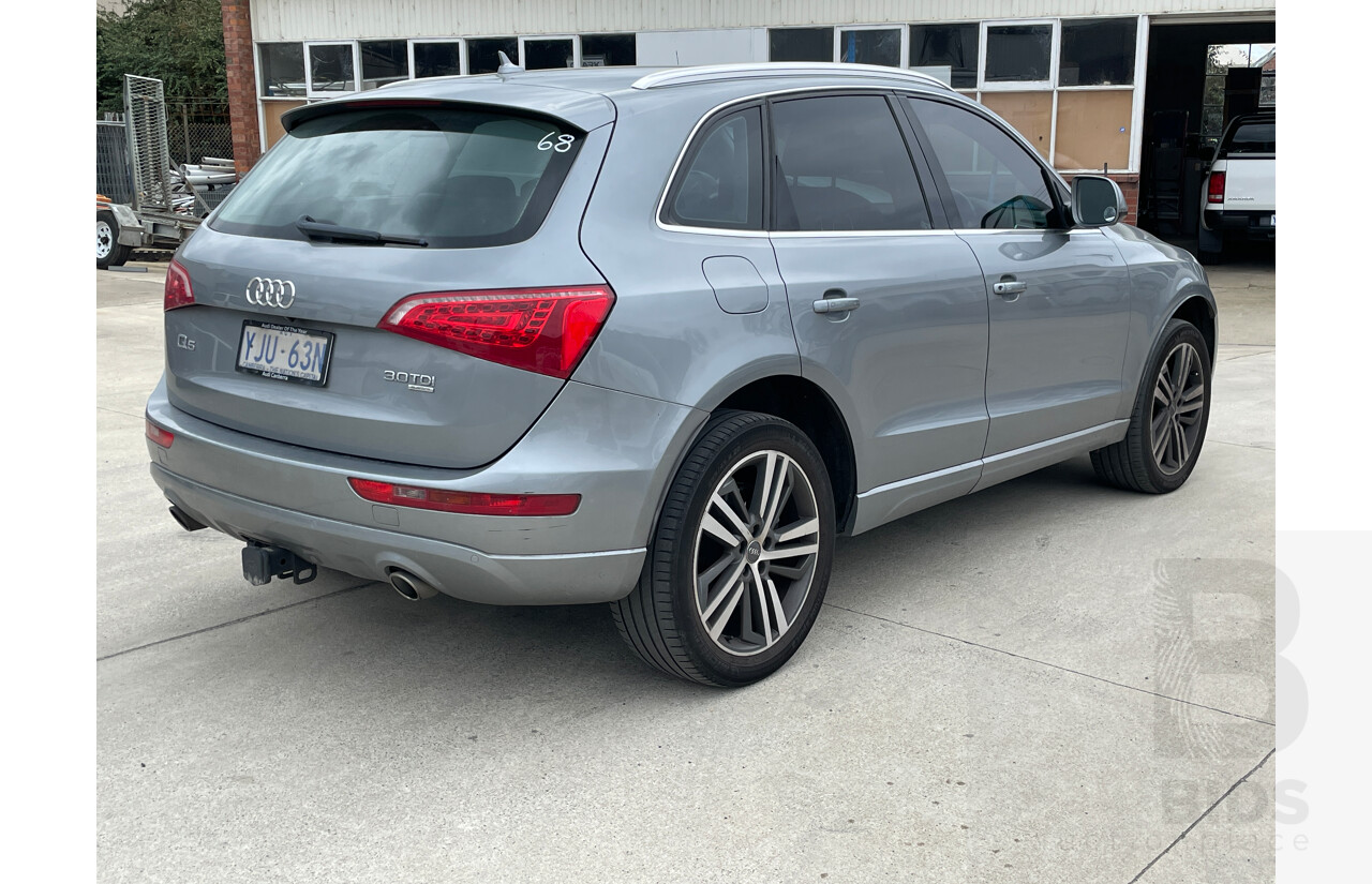 1/2010 Audi Q5 3.0 TDI Quattro 8R MY10 4d Wagon Grey 3.0L