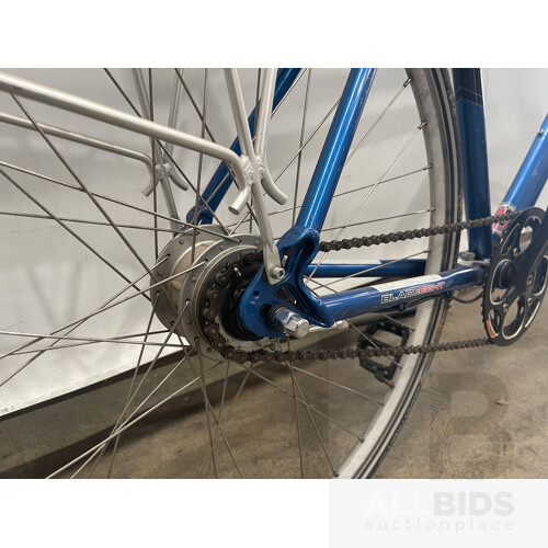 Avanti Blade-Eight 8 Speed Road Bike