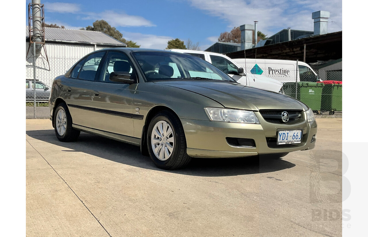 9/2004 Holden Commodore Executive VZ 4d Sedan Grey 3.6L