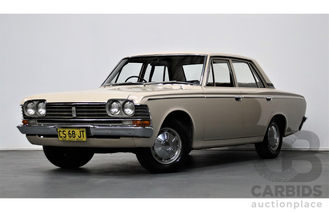 1/1968 Toyota Crown 6 Seater 4d Sedan Beige 2.0L