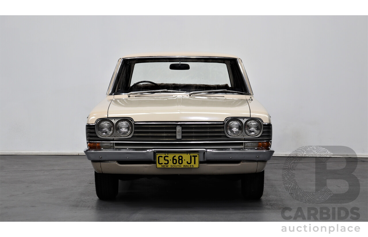 1/1968 Toyota Crown 6 Seater 4d Sedan Beige 2.0L