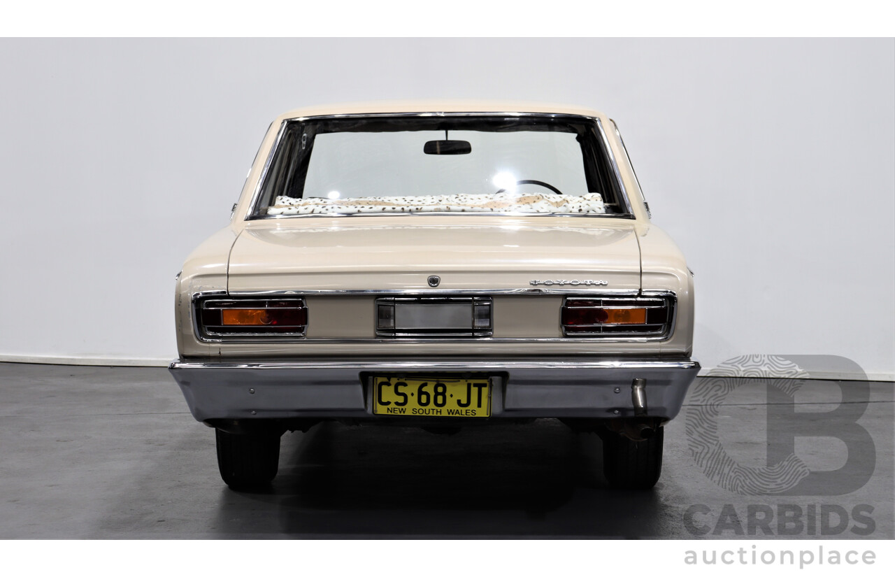 1/1968 Toyota Crown 6 Seater 4d Sedan Beige 2.0L