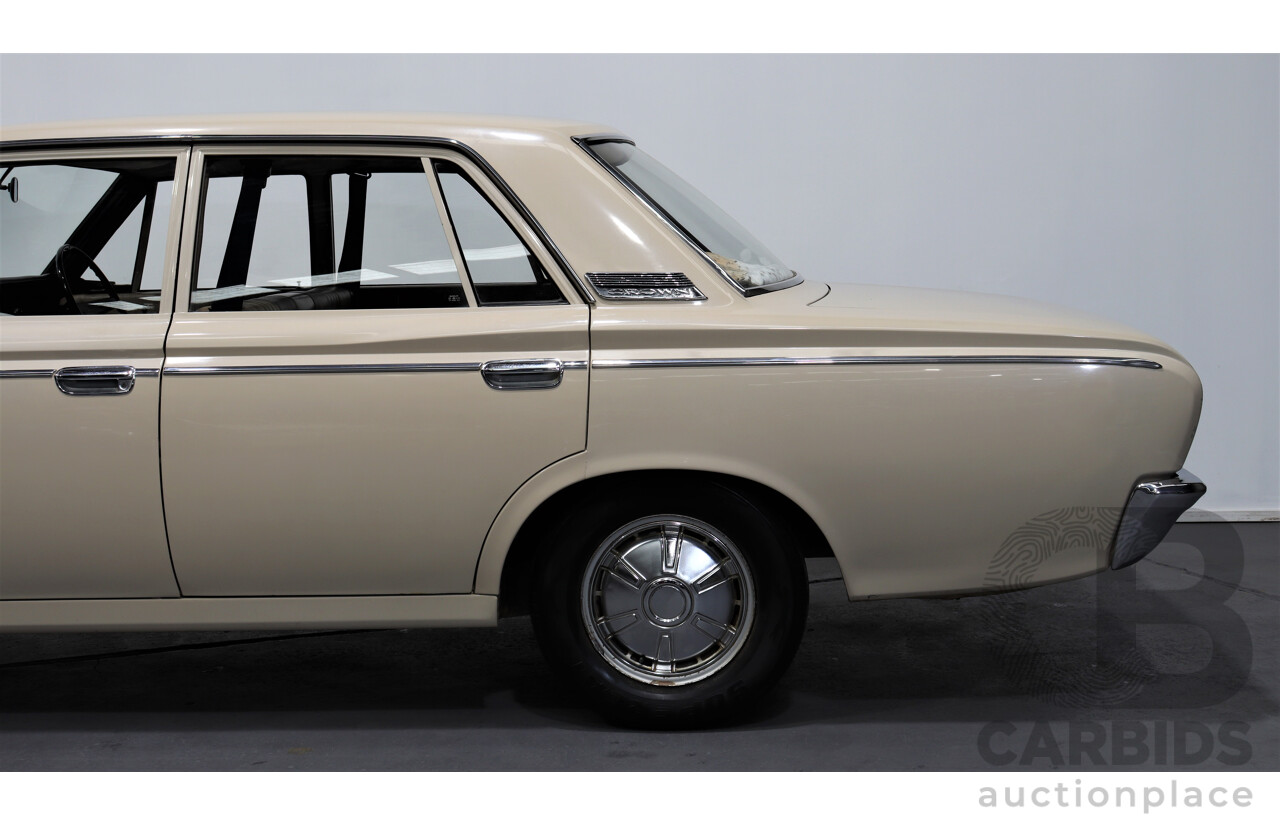 1/1968 Toyota Crown 6 Seater 4d Sedan Beige 2.0L