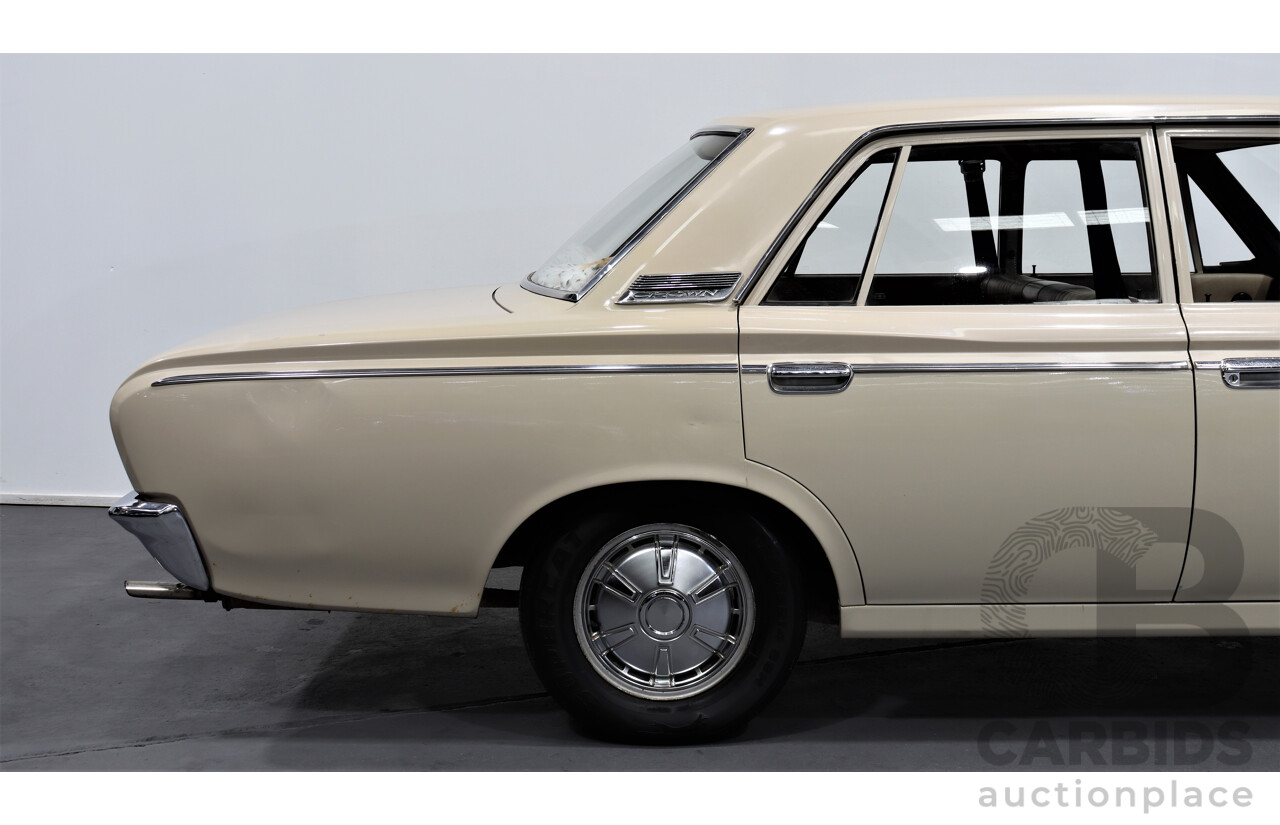 1/1968 Toyota Crown 6 Seater 4d Sedan Beige 2.0L