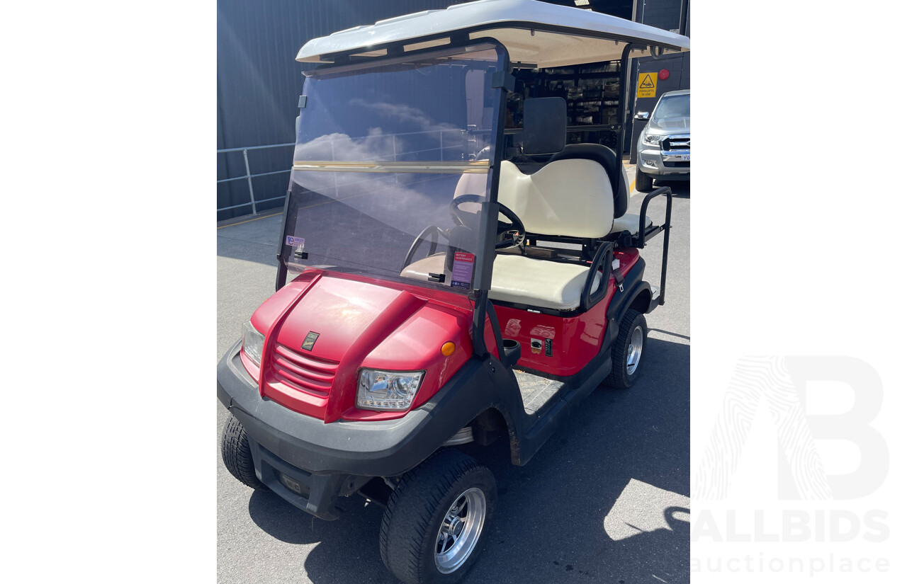 2015 EMC Vantage Electric Cart