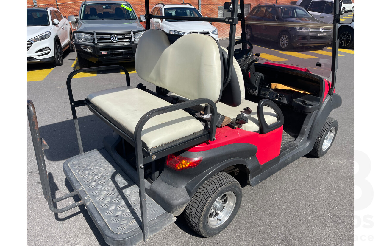 2015 EMC Vantage Electric Cart