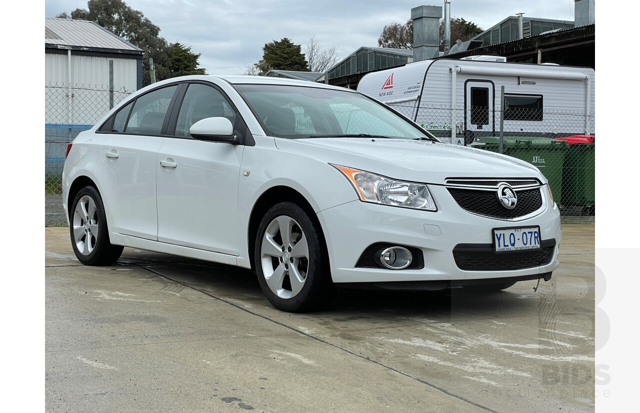 3/2014 Holden Cruze Equipe JH MY14 4d Sedan White 1.8L