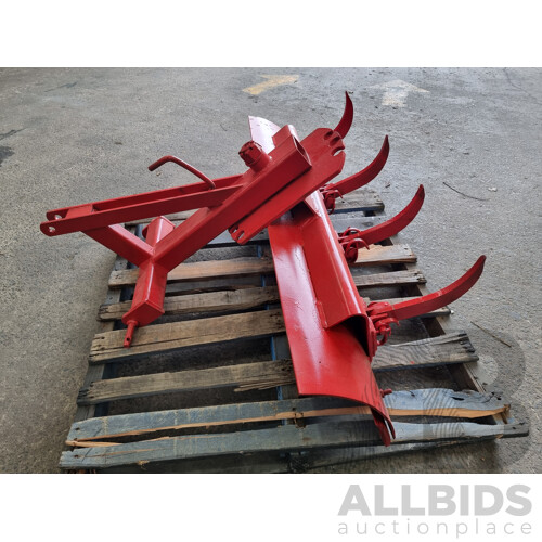 Tractor Implement - Blade/Ripper - 1370mm