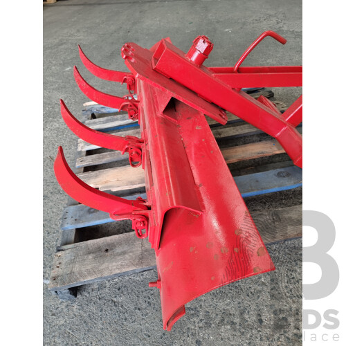 Tractor Implement - Blade/Ripper - 1370mm