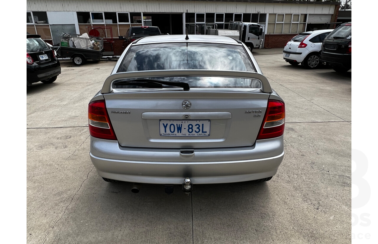 3/2002 Holden Astra SRi TS 3d Hatchback Silver Or Chrome 2.2L