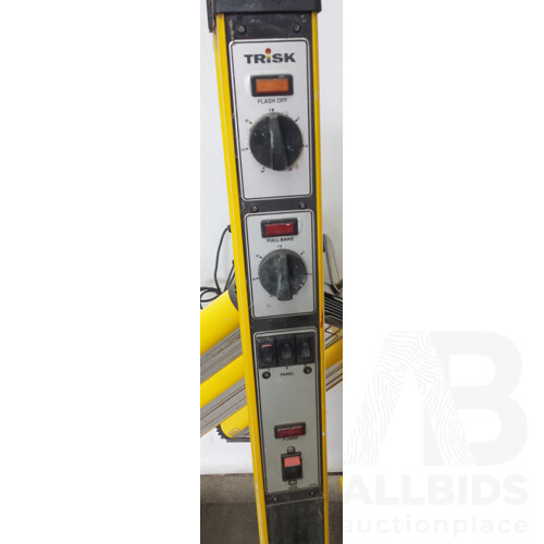 Trisk ETS 2 Curemaster Super Infrared Paint Curing System