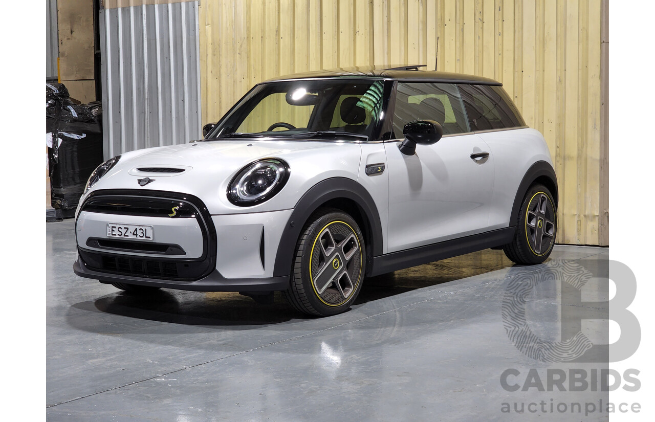 07/2021 Mini Cooper F56 LCI-2 SE MINI Yours White Silver Metallic 2d Hatch - Dedicated Electric