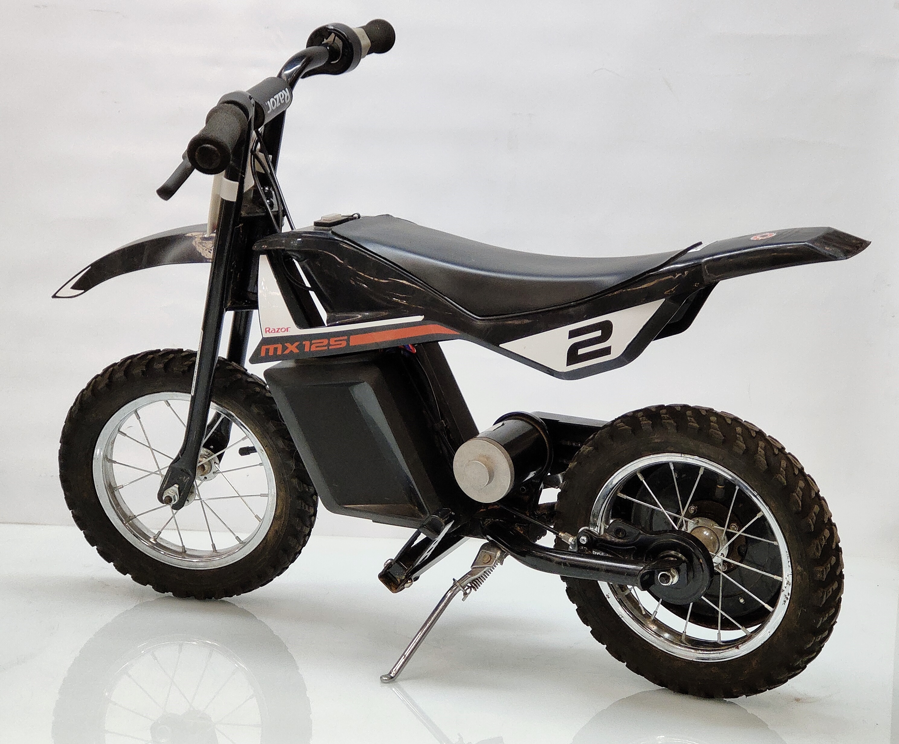 Razor mx125 electric online dirt bike