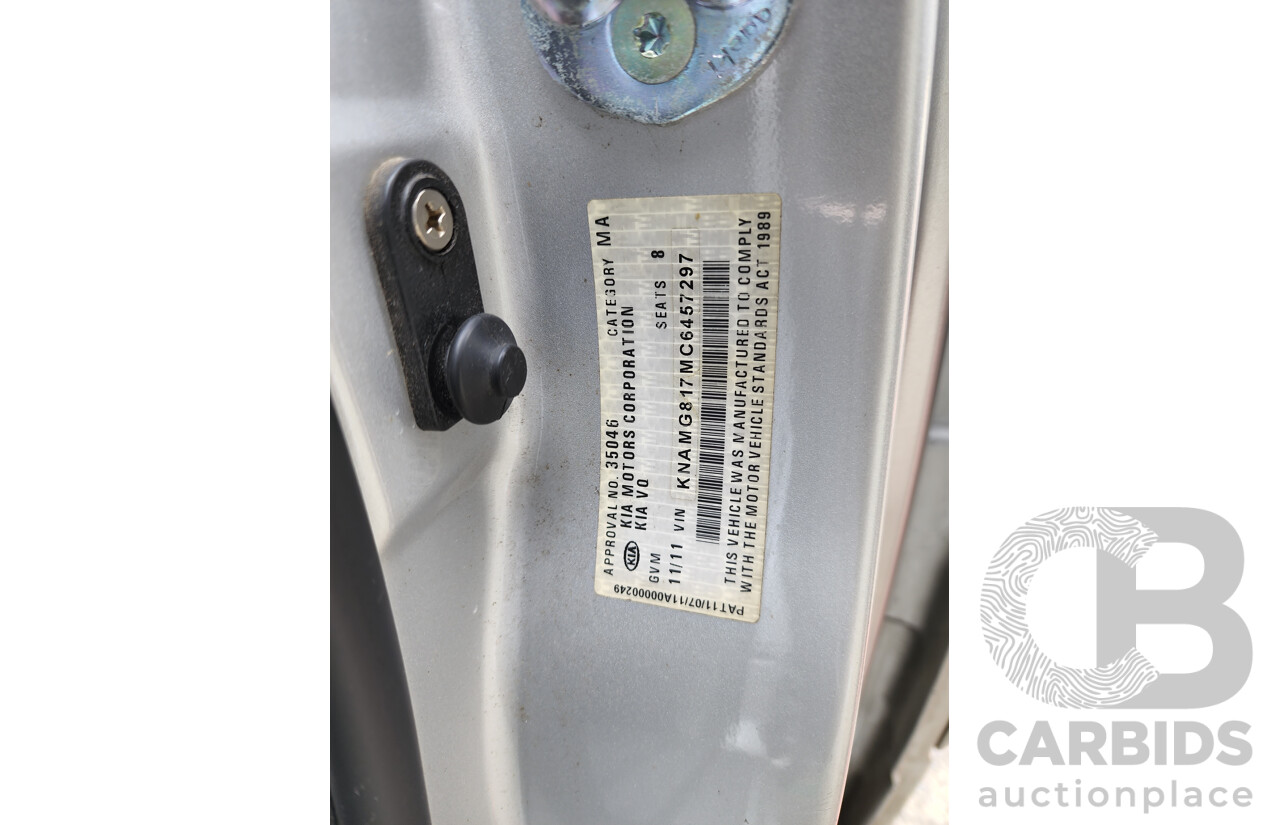 11/2011 Kia Carnival S VQ MY11 4d Wagon Silver 2.7L