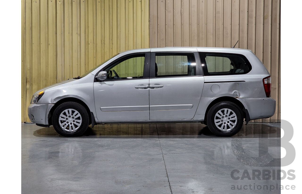 11/2011 Kia Carnival S VQ MY11 4d Wagon Silver 2.7L