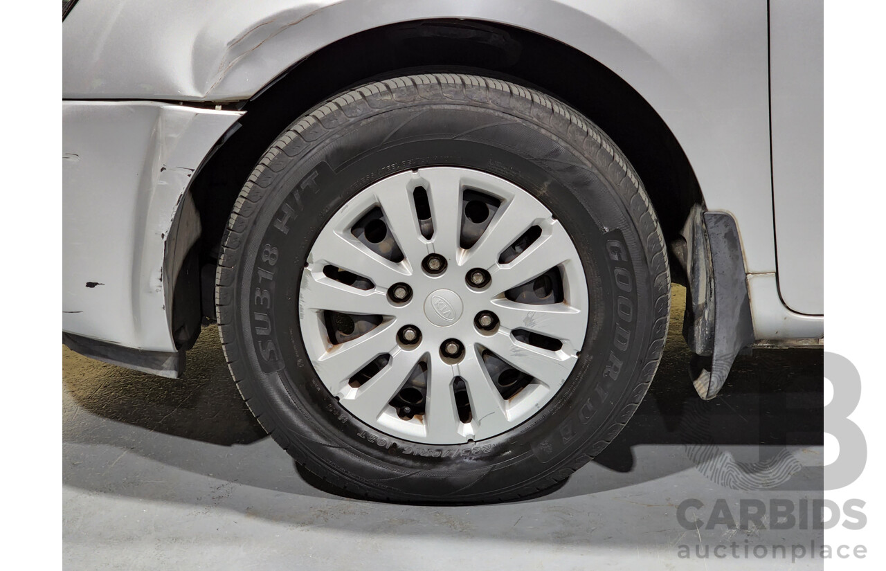 11/2011 Kia Carnival S VQ MY11 4d Wagon Silver 2.7L