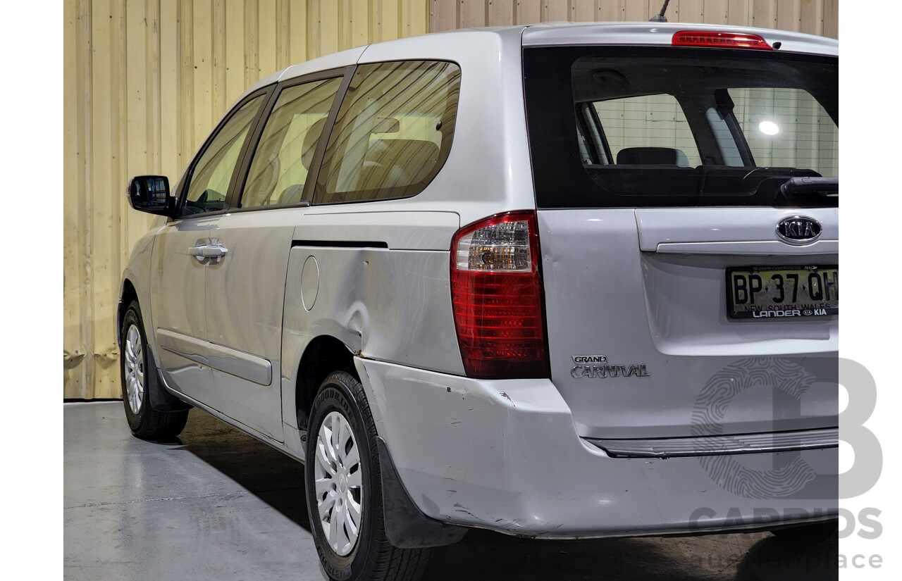 11/2011 Kia Carnival S VQ MY11 4d Wagon Silver 2.7L