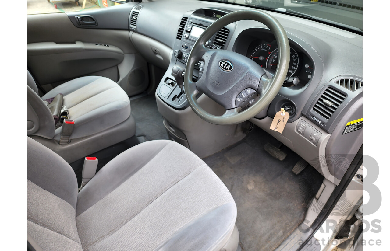 11/2011 Kia Carnival S VQ MY11 4d Wagon Silver 2.7L
