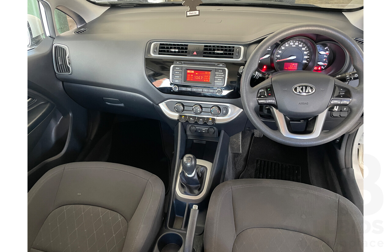 10/2015 Kia RIO S UB MY16 5d Hatchback White 1.4L