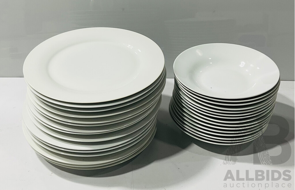 Quantity of Cardinal Dinner Plates and Bowls