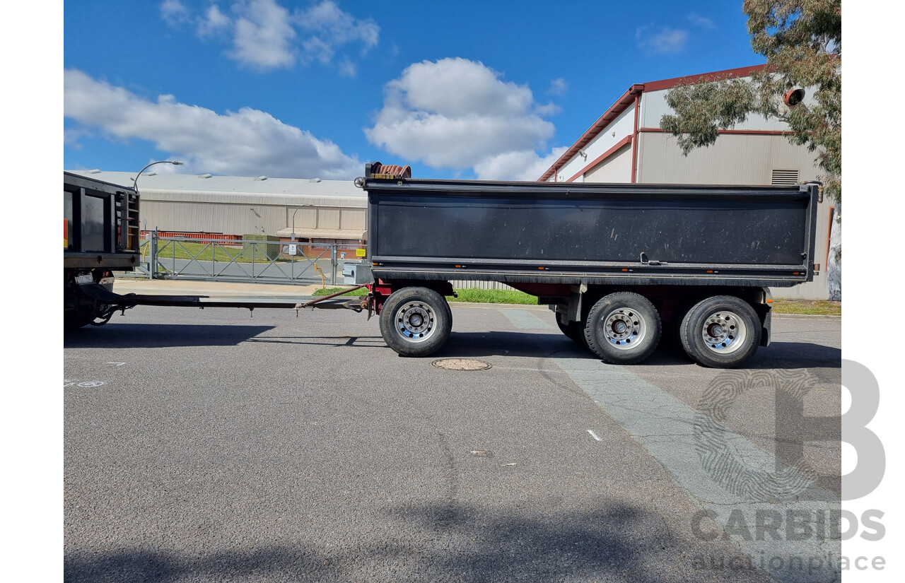 2004 Western Star Constellation Tipper Truck (5KKJAECG65PN28792) and 2009 Hercules Tri Axle Tipper (6T9T24V9790AFH159)