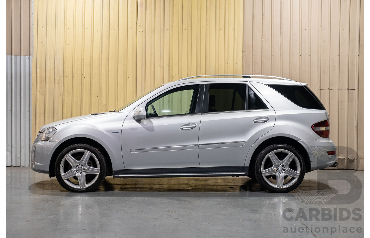 7/2010 Mercedes-Benz ML300 CDI BlueEfficency (4x4) W164 4d Wagon Iridium Silver Metallic V6 Turbo Diesel 3.0L