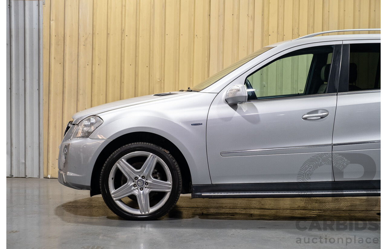 7/2010 Mercedes-Benz ML300 CDI BlueEfficency (4x4) W164 4d Wagon Iridium Silver Metallic V6 Turbo Diesel 3.0L