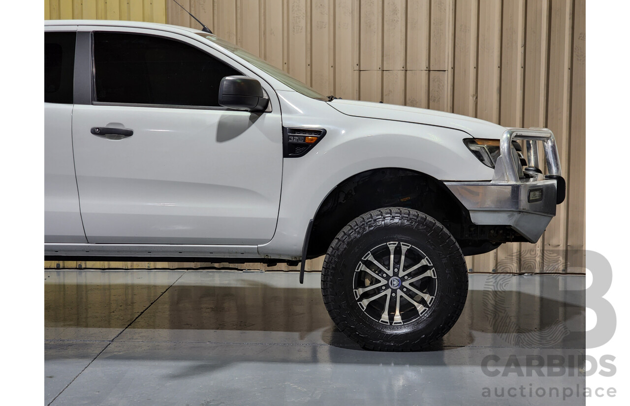 2/2014 Ford Ranger XL 3.2 (4x4) PX Super Cab Utility White 3.2L Turbo Diesel