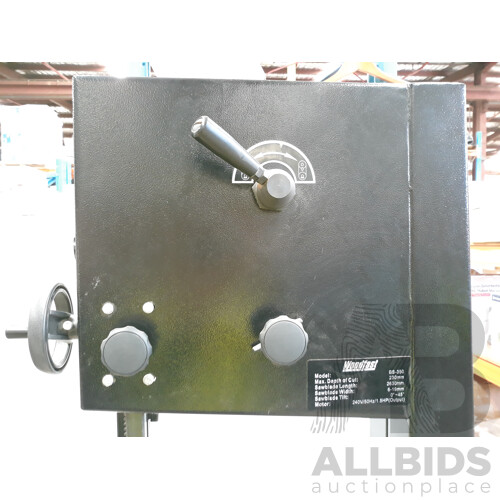 230 Mm Woodfast Bandsaw BS-350