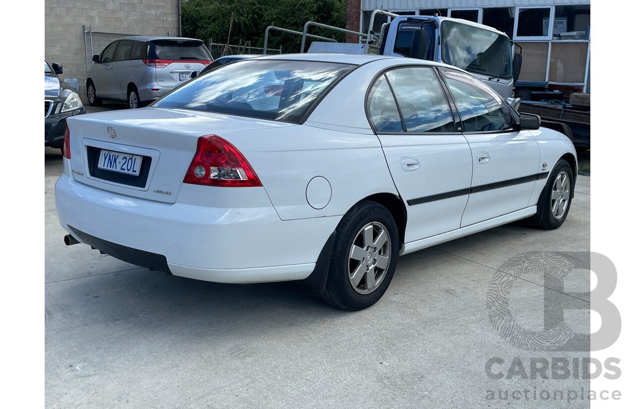 9/2002 Holden Commodore Acclaim VY 4d Sedan White 3.8L