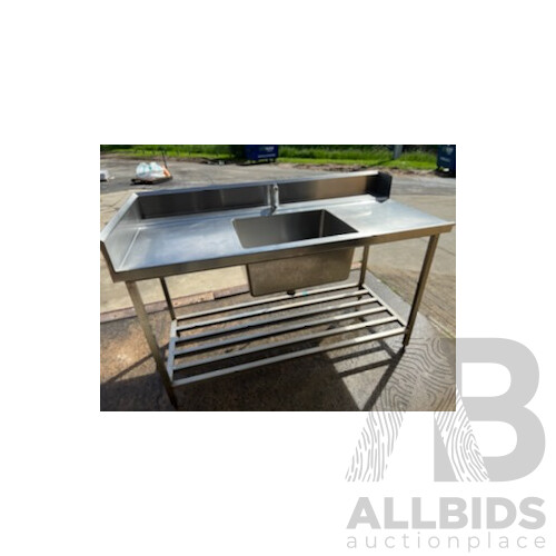 Stainless Steel Bench With Sink and Mixer