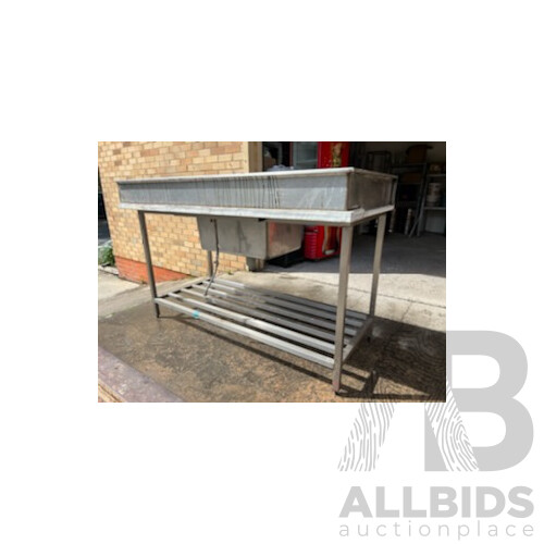 Stainless Steel Bench With Sink and Mixer