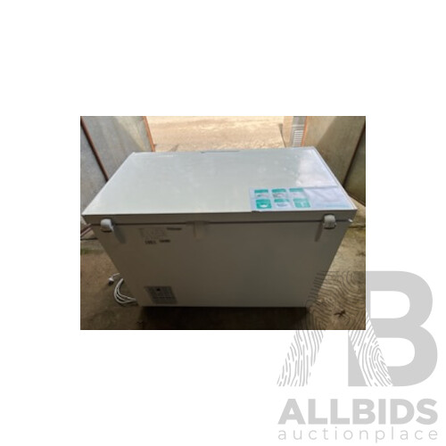 Hisense HR6CF307 Chest Freezer