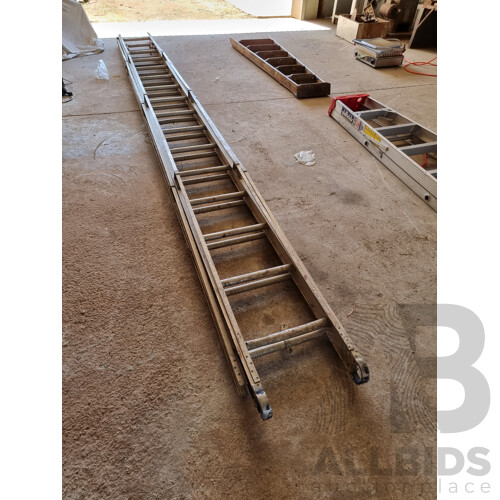 Selection of Wooden and Aluminium Ladders - Quantity of 3