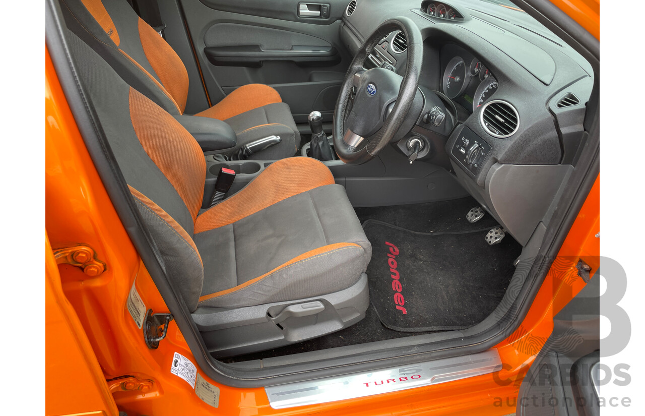 5/2007 Ford Focus XR5 Turbo LS 5d Hatchback Orange 2.5L