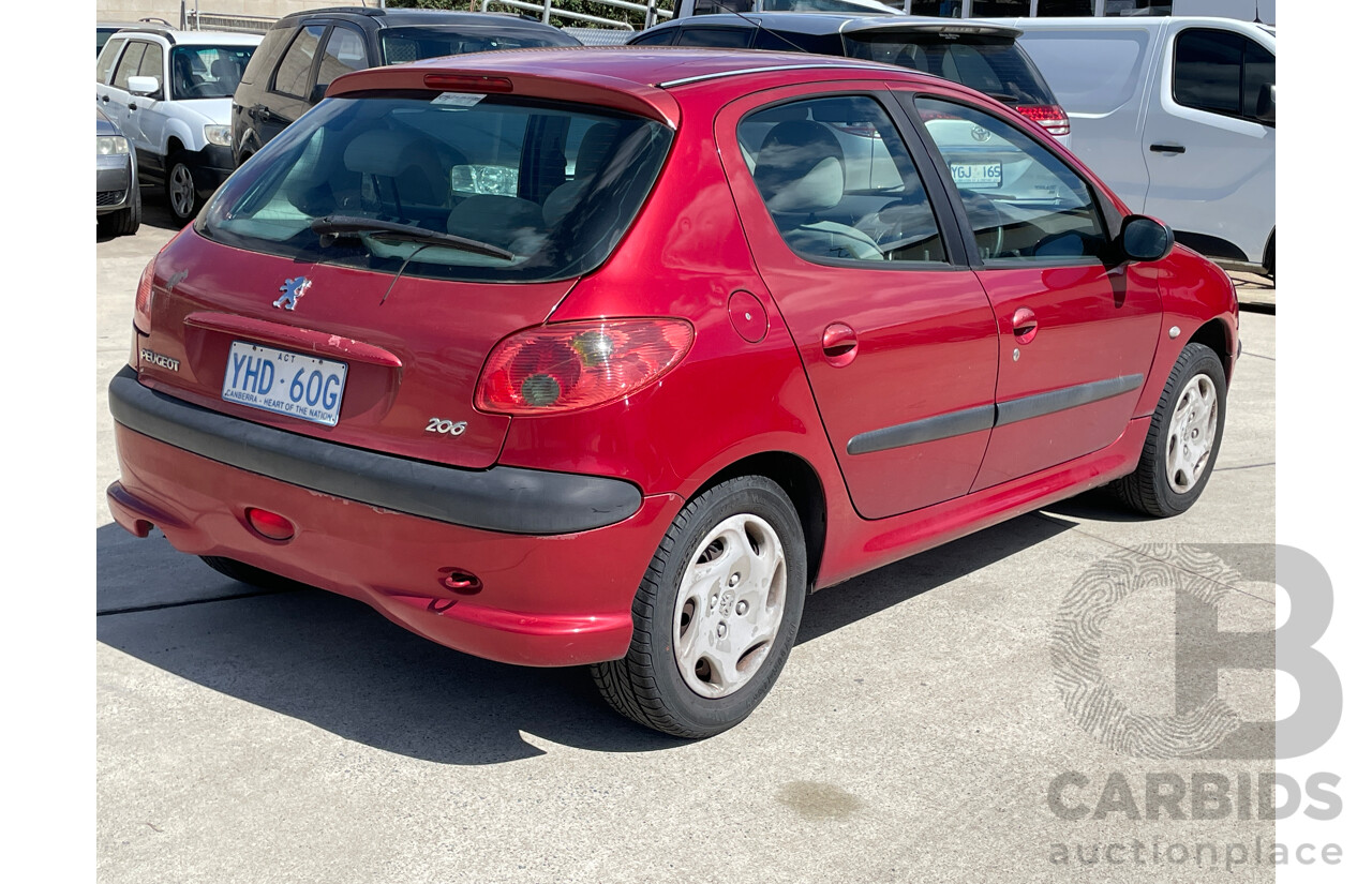 8/2003 Peugeot 206 XT  5d Hatchback Red 1.6L