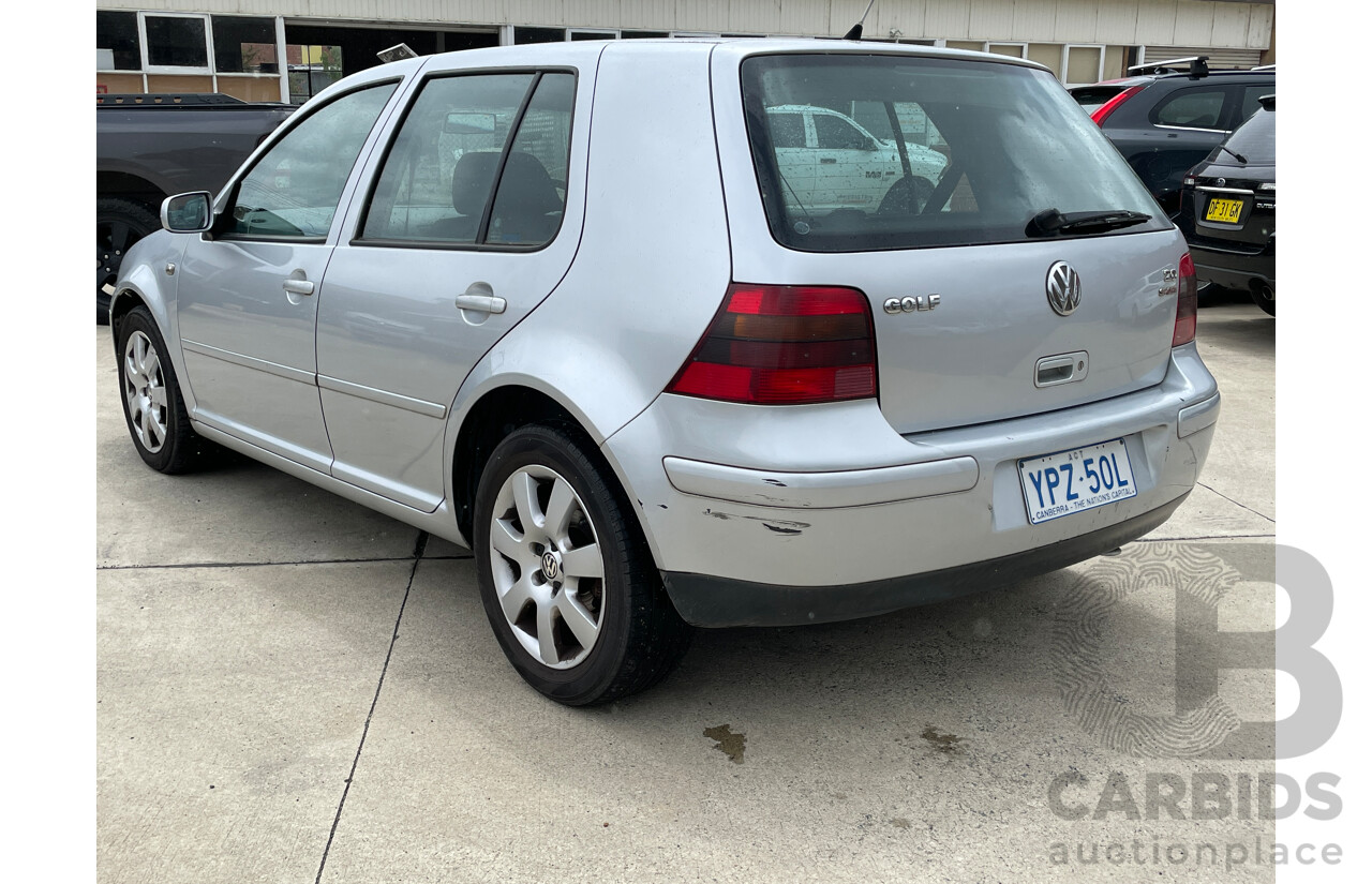 7/2004 Volkswagen Golf 2.0 Sport  5d Hatchback Silver 2.0L