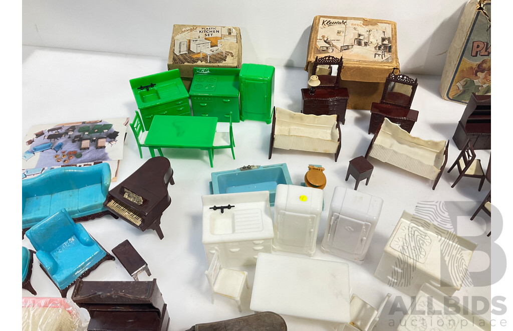 Selection of Vintage Kleeware Plastic Doll House Furniture and Rugs Made in England Some With Original Boxes