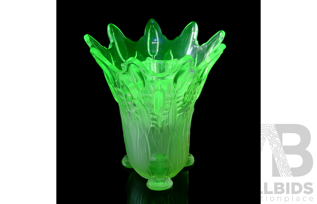 Vintage Sowerby Uranium Glass Depression Vase with Frog Insert and Bullrush and Frog Decoration
