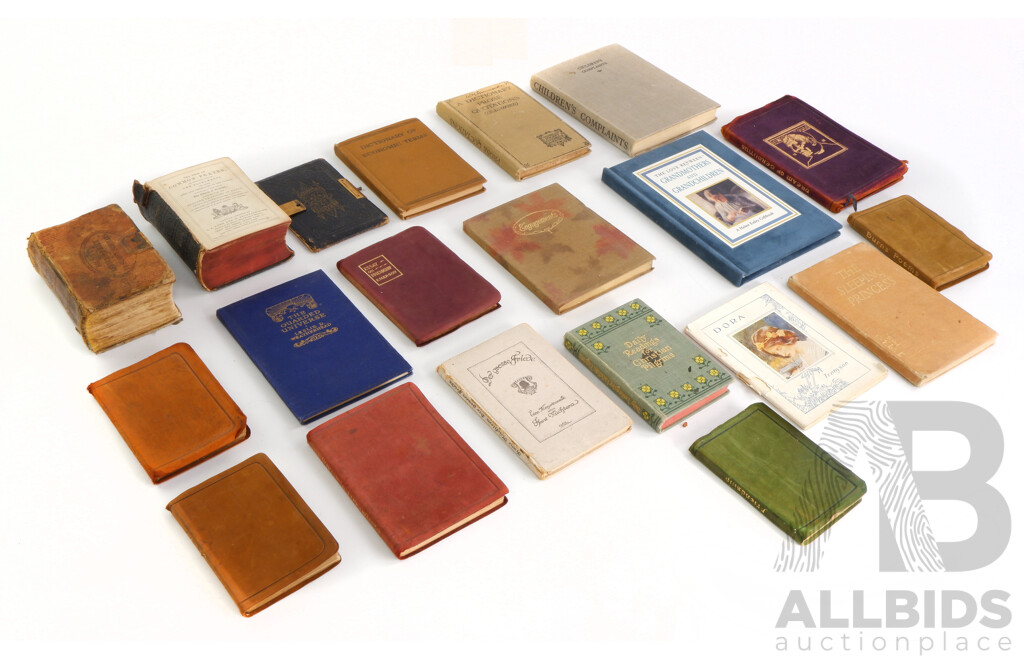 Great Collection Antique & Vintage Minature Books, Mostly Poerty & Literature Including 1839 Leather Bound Hymns Book, Three Leatherbound Siege Hill & Co Titles and More