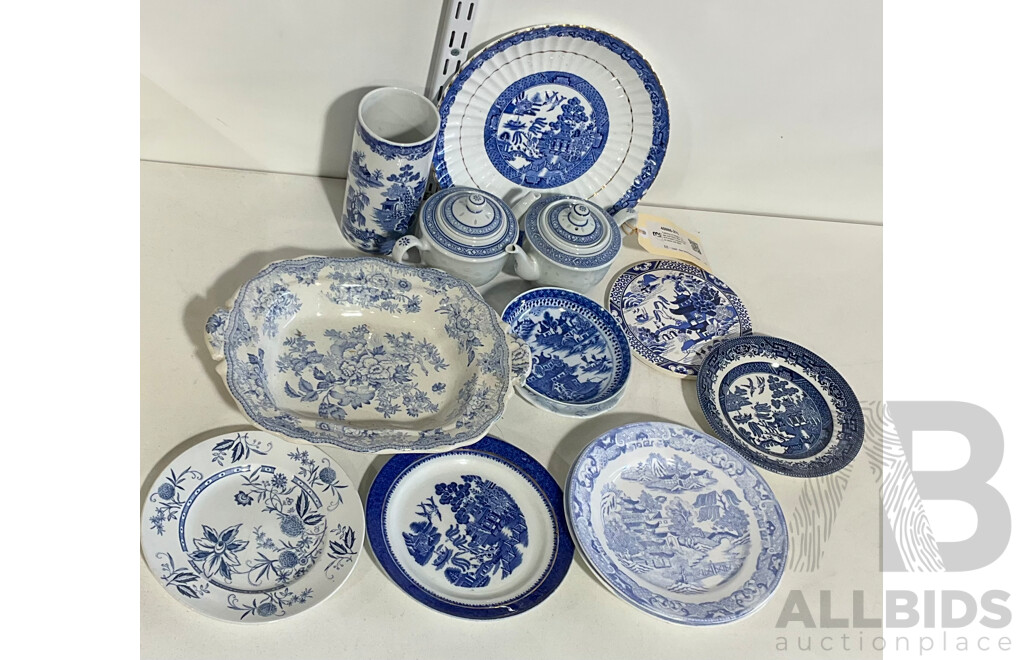 Collecton of Antique, Vintage and Other Blue and White Porcelain Inclues English Items and More
