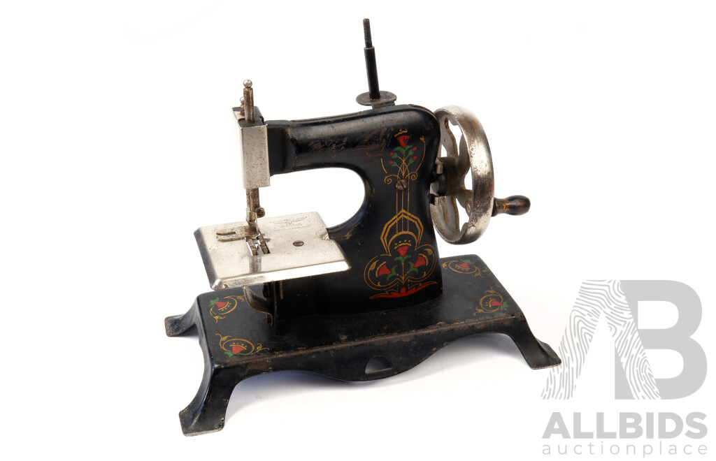 Vintage German Casige Sewing Machine Made by Carl Sieper of Gevelsberg