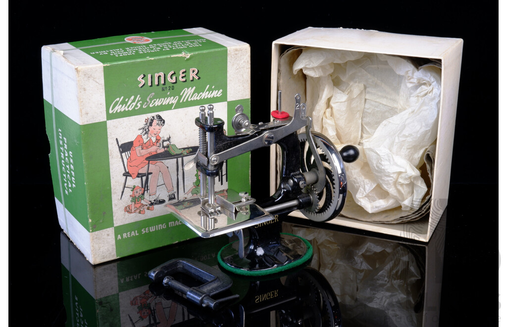 Vintage Singer Childs Sewing Machine Model 20 in Original Box
