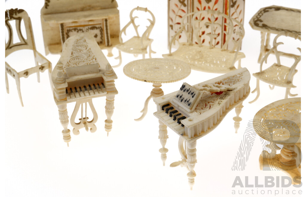 Amazing Rare Collection Antique French Dieppe Miniature Hand Carved Intricate Bone Dolls House Furniture