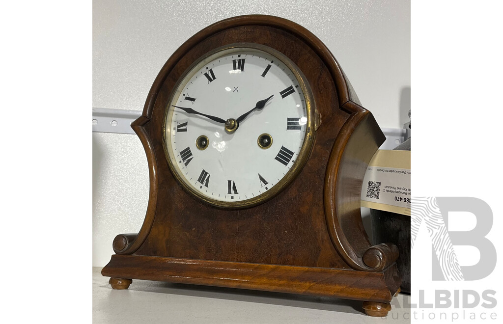Vintage Mahogany Mantle Clock with Key and Pendulum