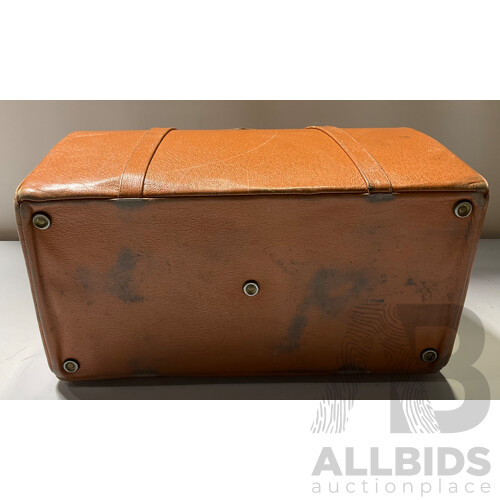 C.E. Kitching Pty Ltd Vintage Doctor Bag
